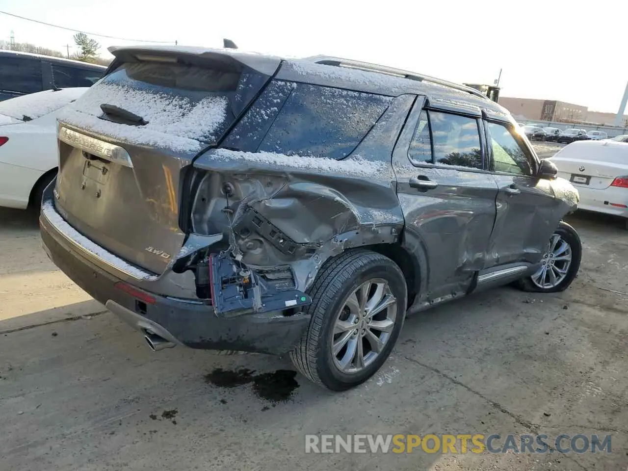 3 Photograph of a damaged car 1FMSK8FH8MGA00450 FORD EXPLORER 2021