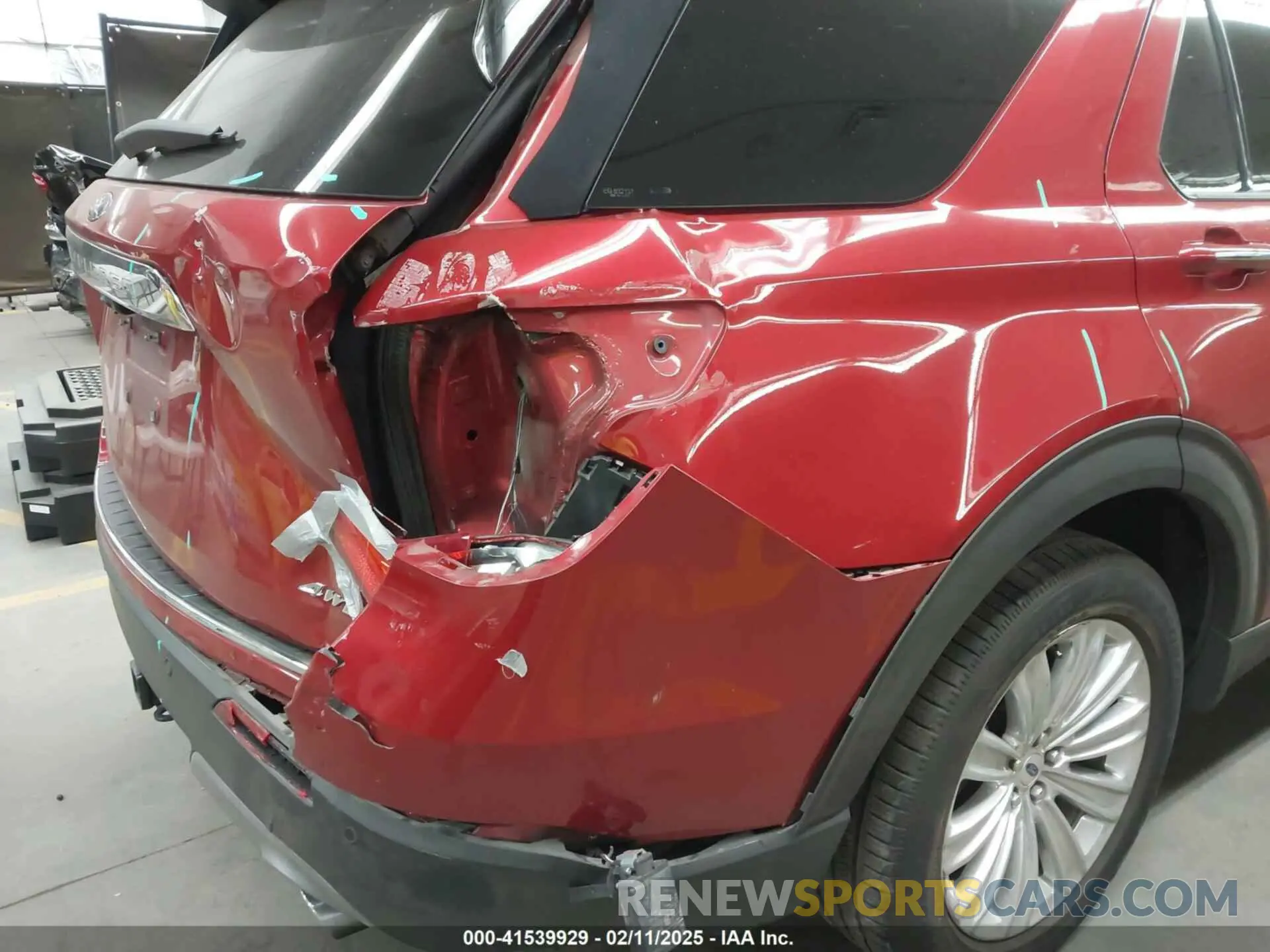17 Photograph of a damaged car 1FMSK8FHXMGB44968 FORD EXPLORER 2021