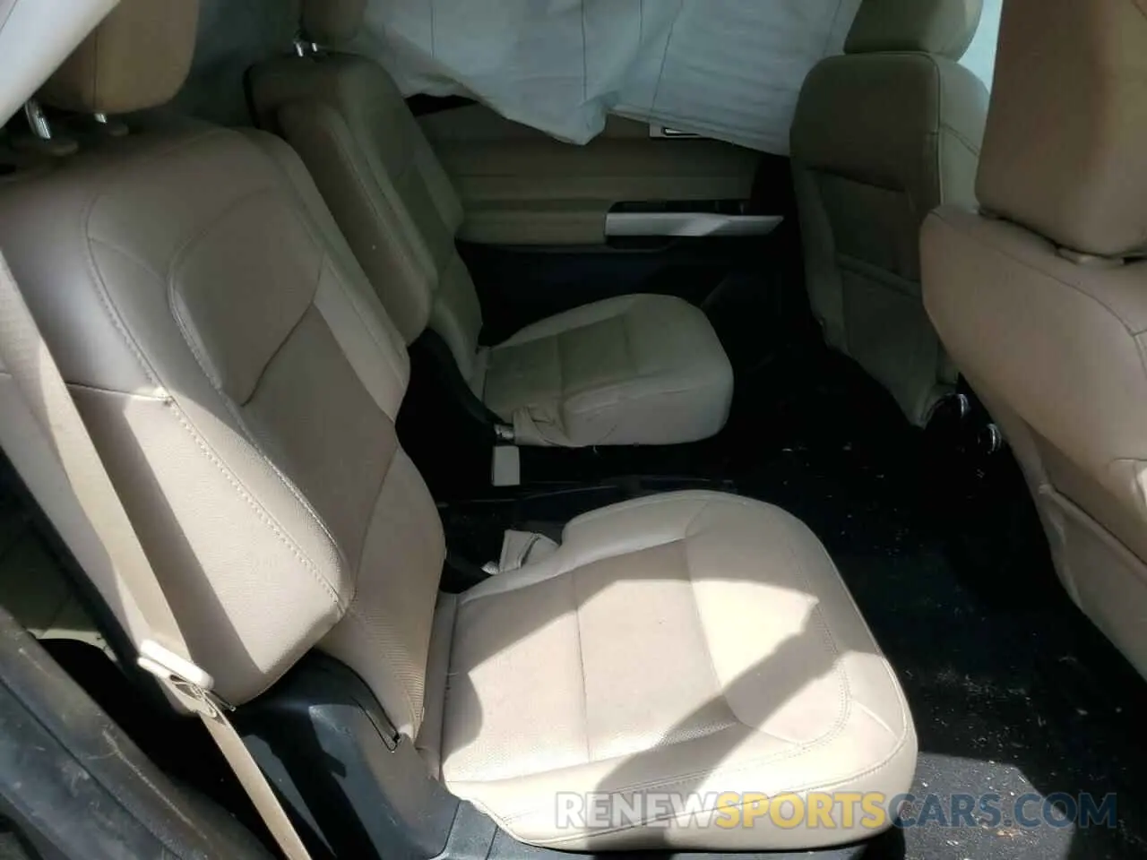 11 Photograph of a damaged car 1FMSK8FHXMGB48650 FORD EXPLORER 2021