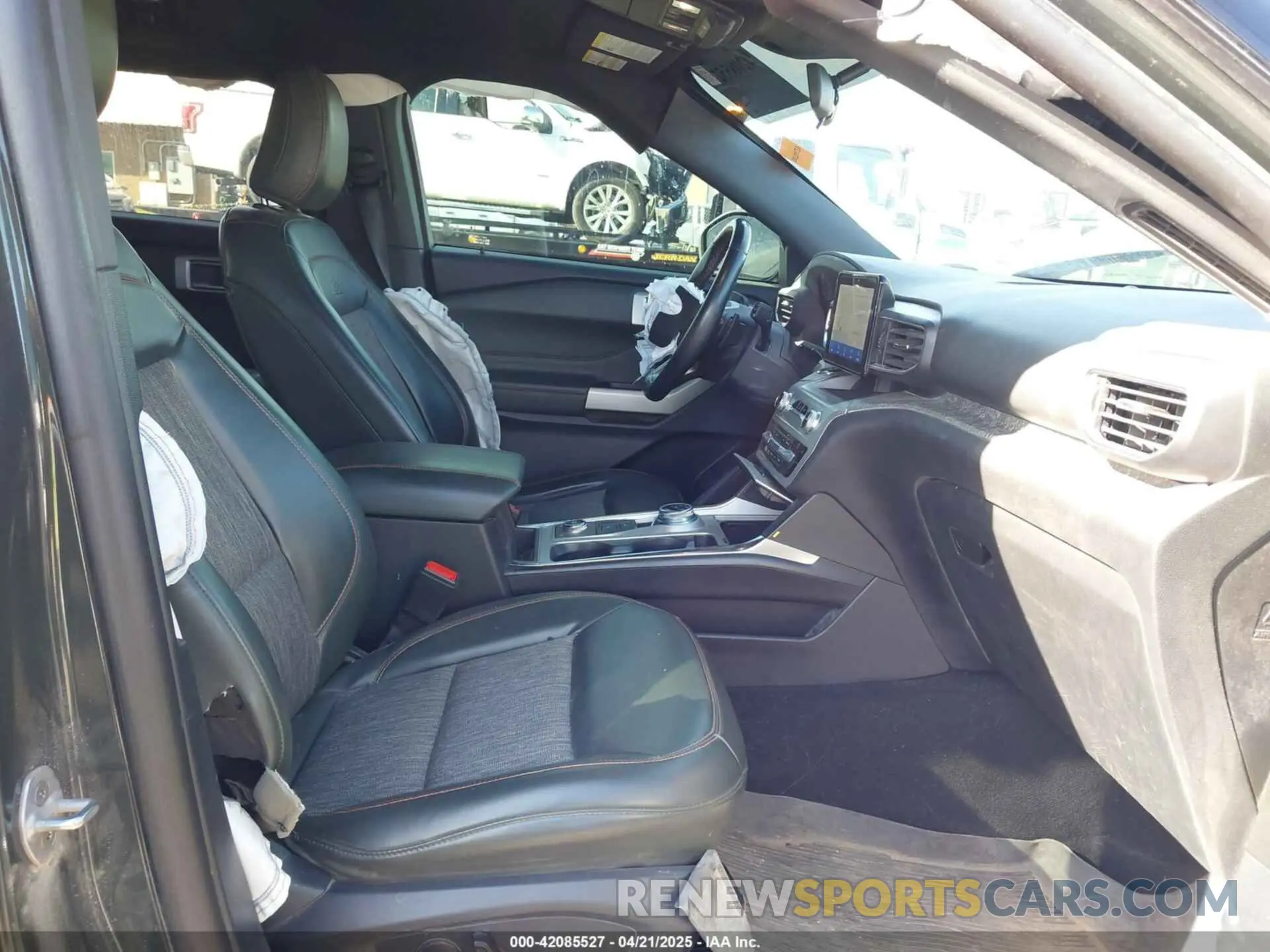 5 Photograph of a damaged car 1FMSK8JH1MGC41094 FORD EXPLORER 2021