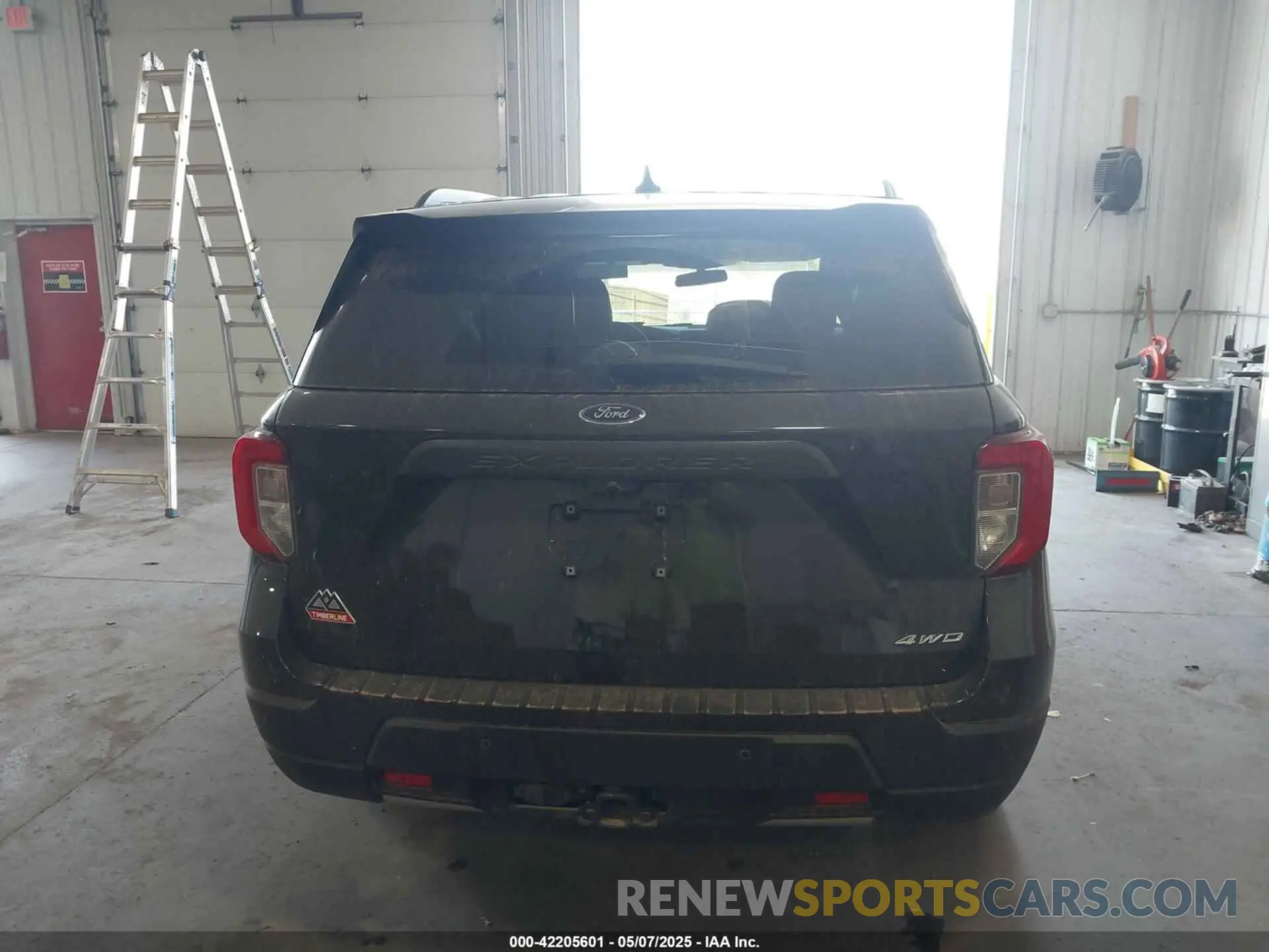 16 Photograph of a damaged car 1FMSK8JH9MGC36063 FORD EXPLORER 2021