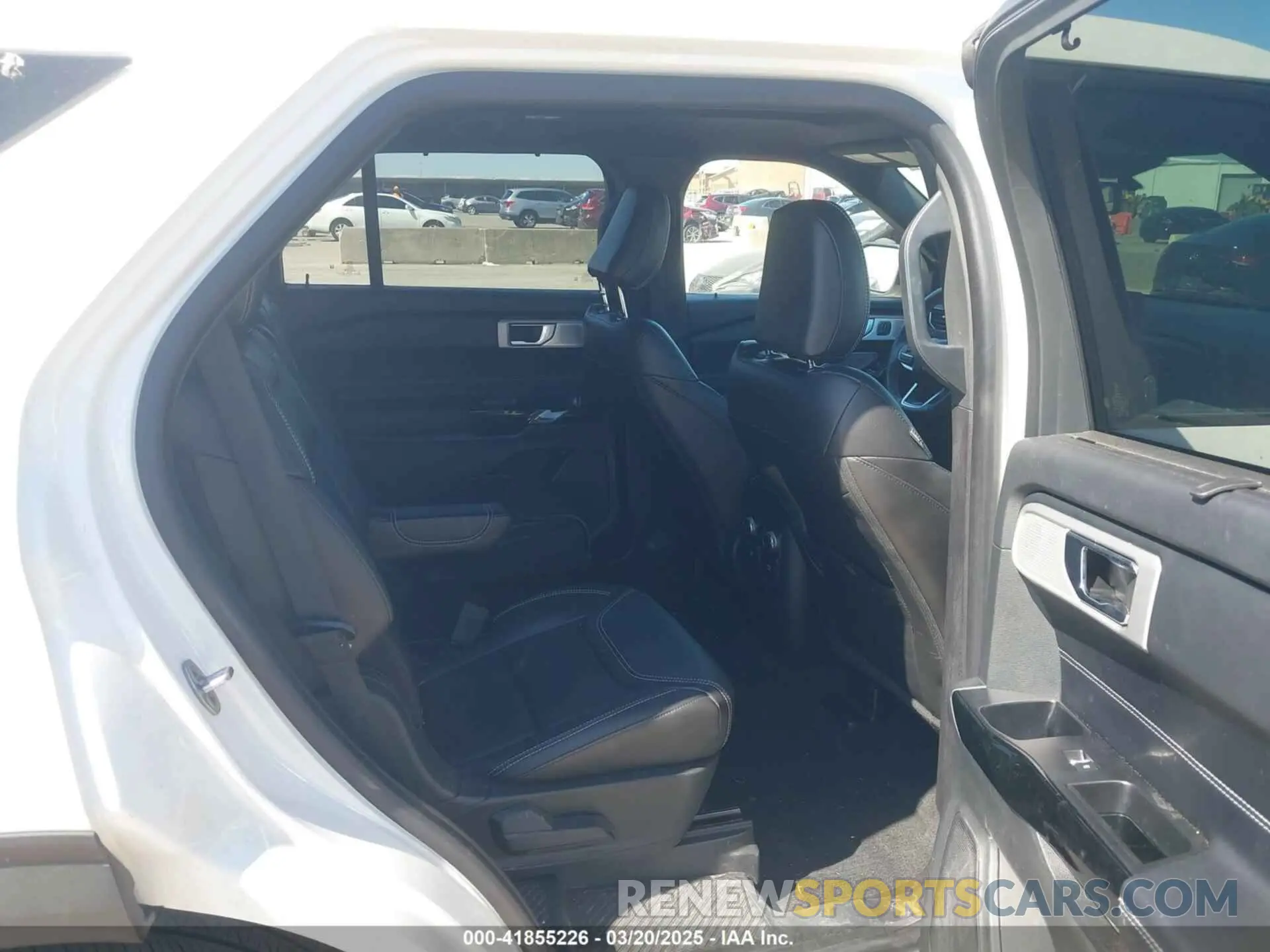 8 Photograph of a damaged car 1FM5K7GC0NGB92118 FORD EXPLORER 2022