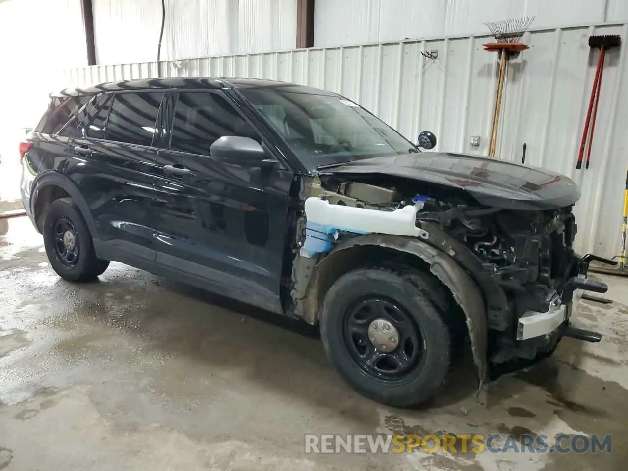 4 Photograph of a damaged car 1FM5K8AB0NGB80220 FORD EXPLORER 2022
