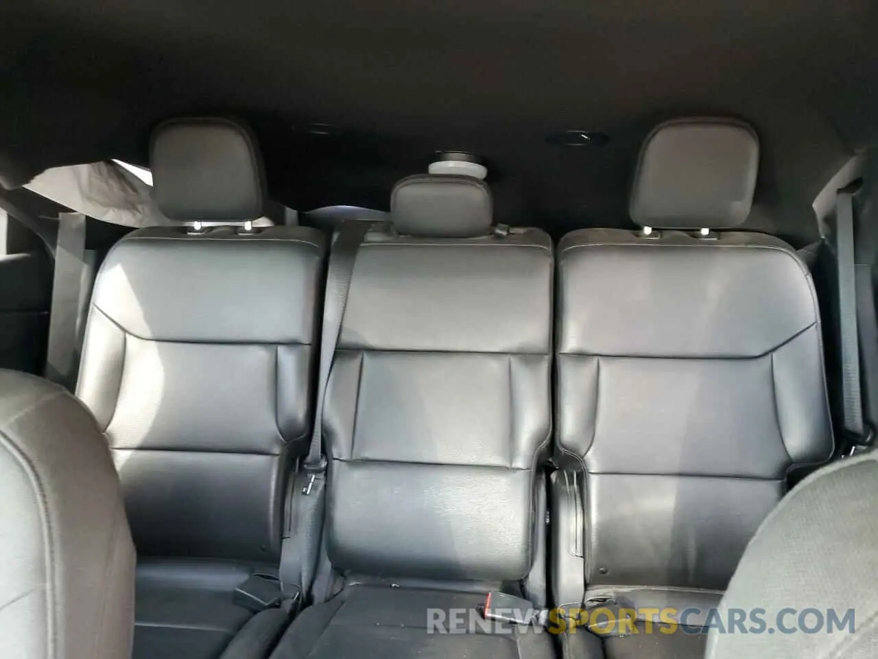 10 Photograph of a damaged car 1FM5K8AB1NGB50983 FORD EXPLORER 2022