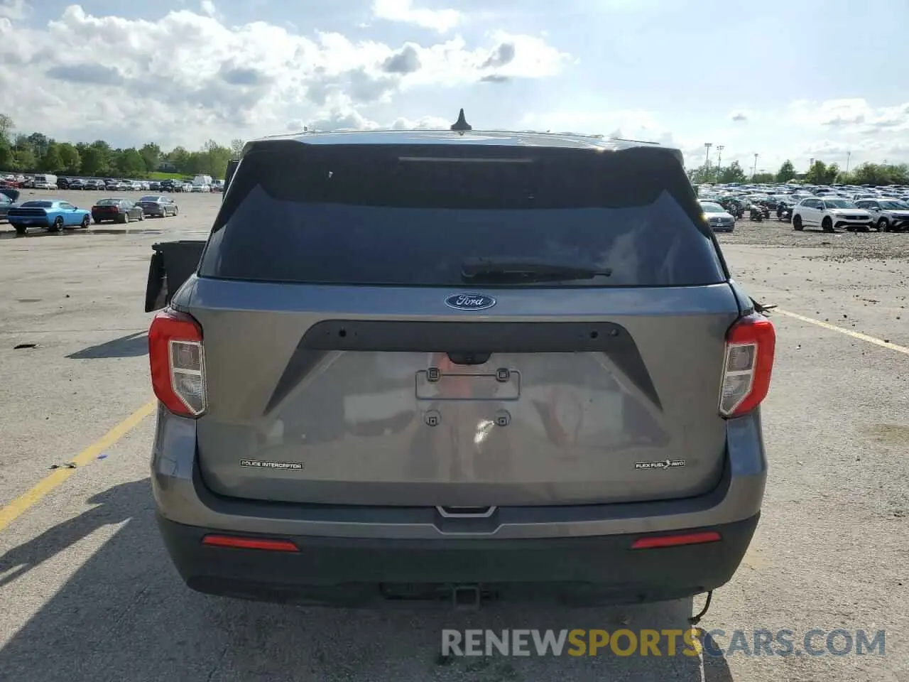 6 Photograph of a damaged car 1FM5K8AB1NGB50983 FORD EXPLORER 2022