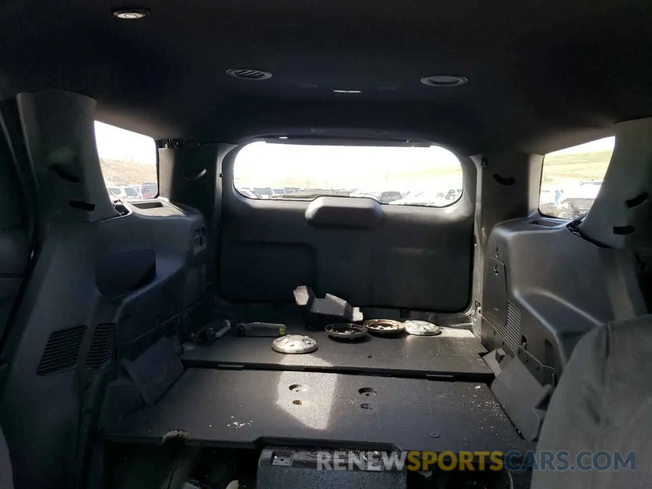 10 Photograph of a damaged car 1FM5K8AB1NGB76662 FORD EXPLORER 2022