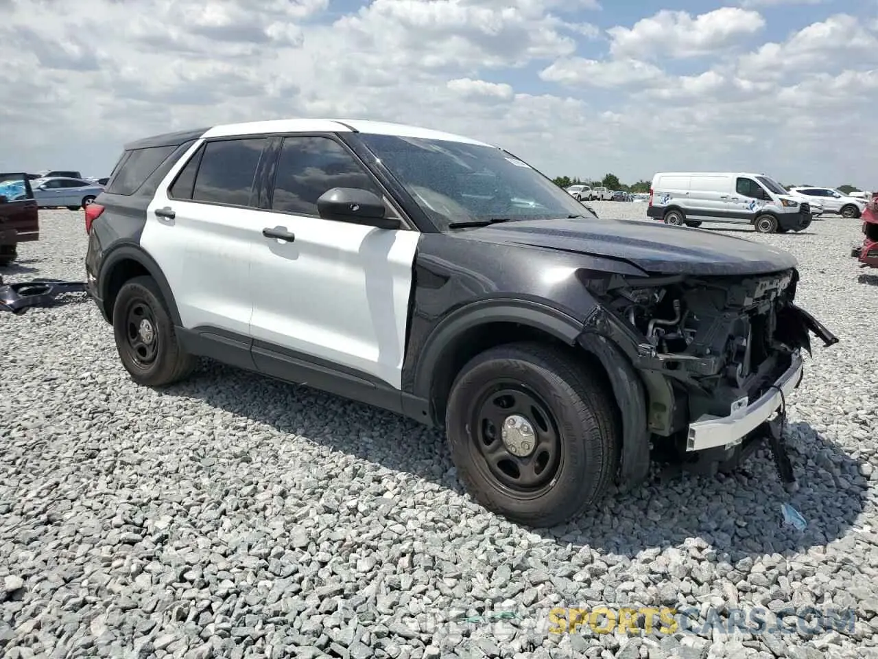 4 Photograph of a damaged car 1FM5K8AB2NGC43480 FORD EXPLORER 2022