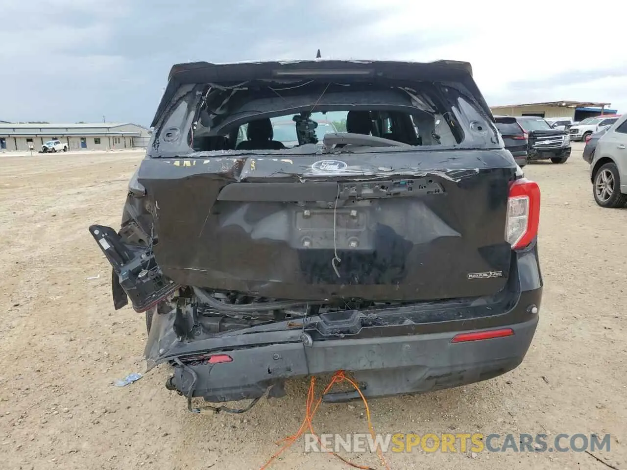 6 Photograph of a damaged car 1FM5K8AB3NGA49086 FORD EXPLORER 2022