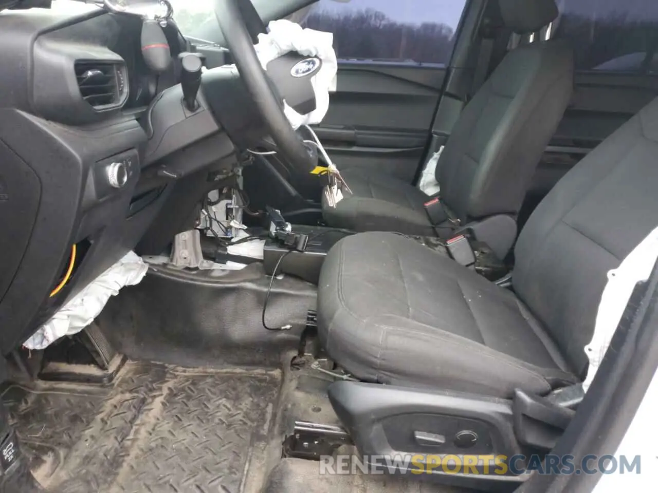7 Photograph of a damaged car 1FM5K8AB4NGA50117 FORD EXPLORER 2022