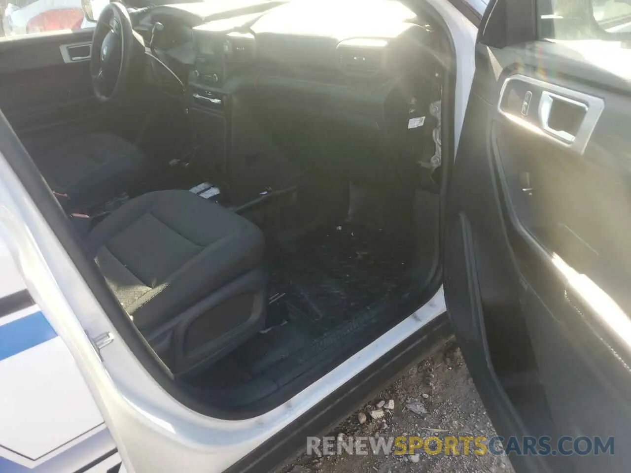 8 Photograph of a damaged car 1FM5K8AB5NGC43313 FORD EXPLORER 2022