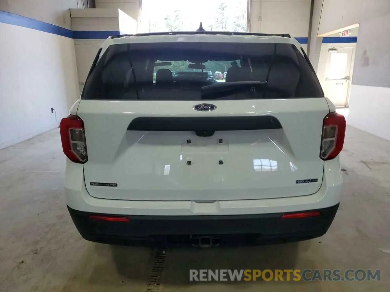 6 Photograph of a damaged car 1FM5K8AB7NGC21474 FORD EXPLORER 2022