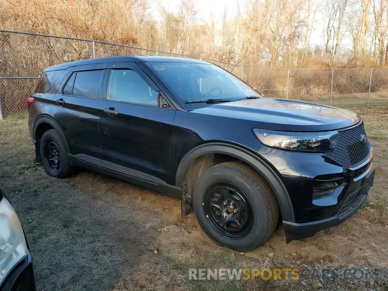 4 Photograph of a damaged car 1FM5K8AB9NGB51900 FORD EXPLORER 2022