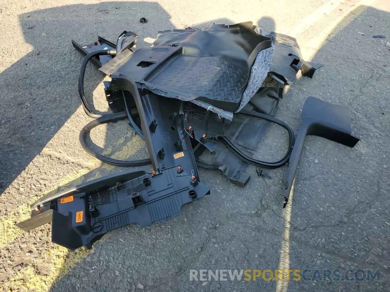 13 Photograph of a damaged car 1FM5K8AC7NGC23217 FORD EXPLORER 2022