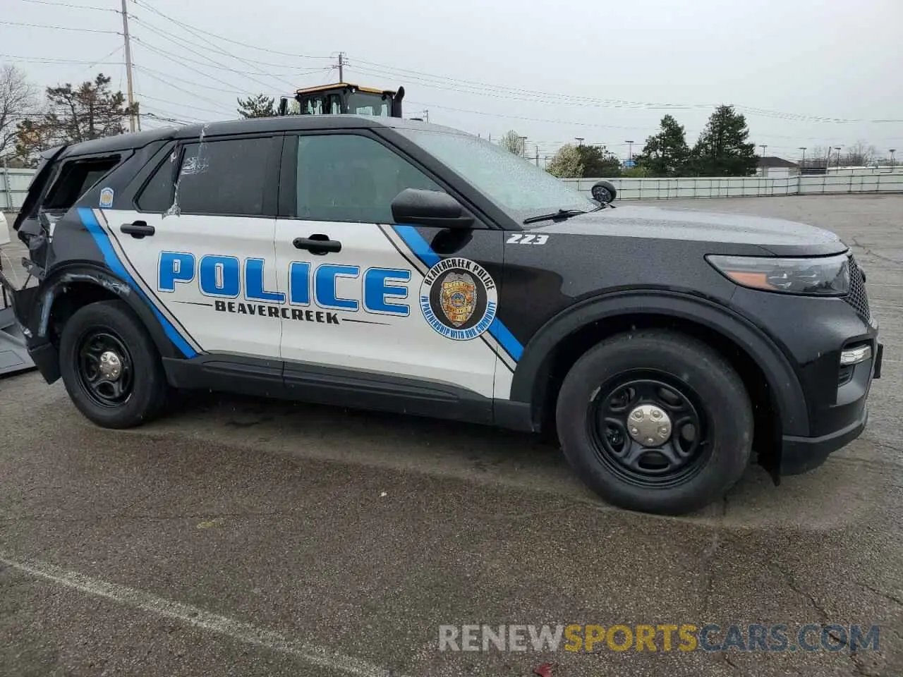 4 Photograph of a damaged car 1FM5K8AWXNNA08923 FORD EXPLORER 2022