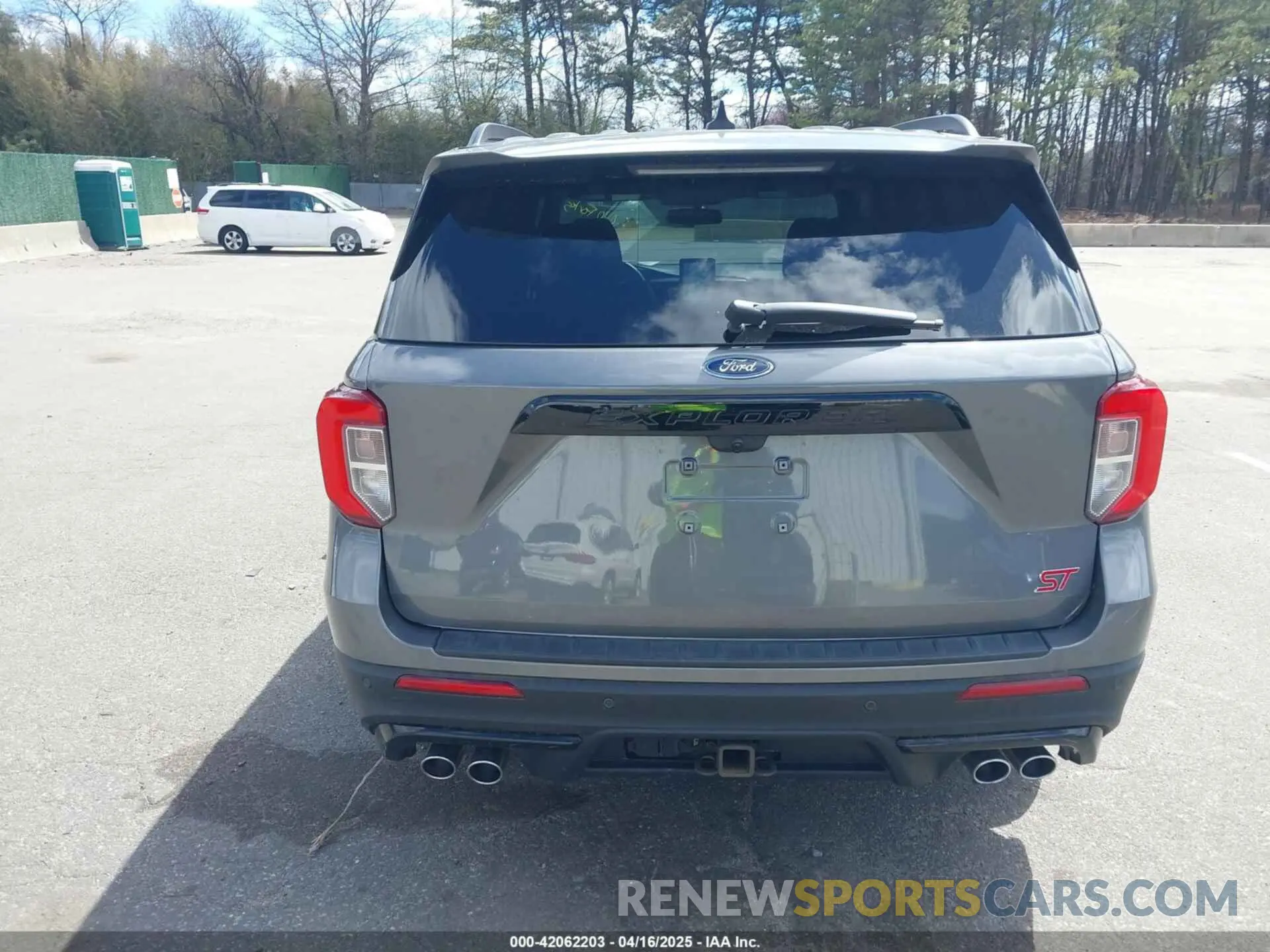 16 Photograph of a damaged car 1FM5K8GC0NGA45819 FORD EXPLORER 2022