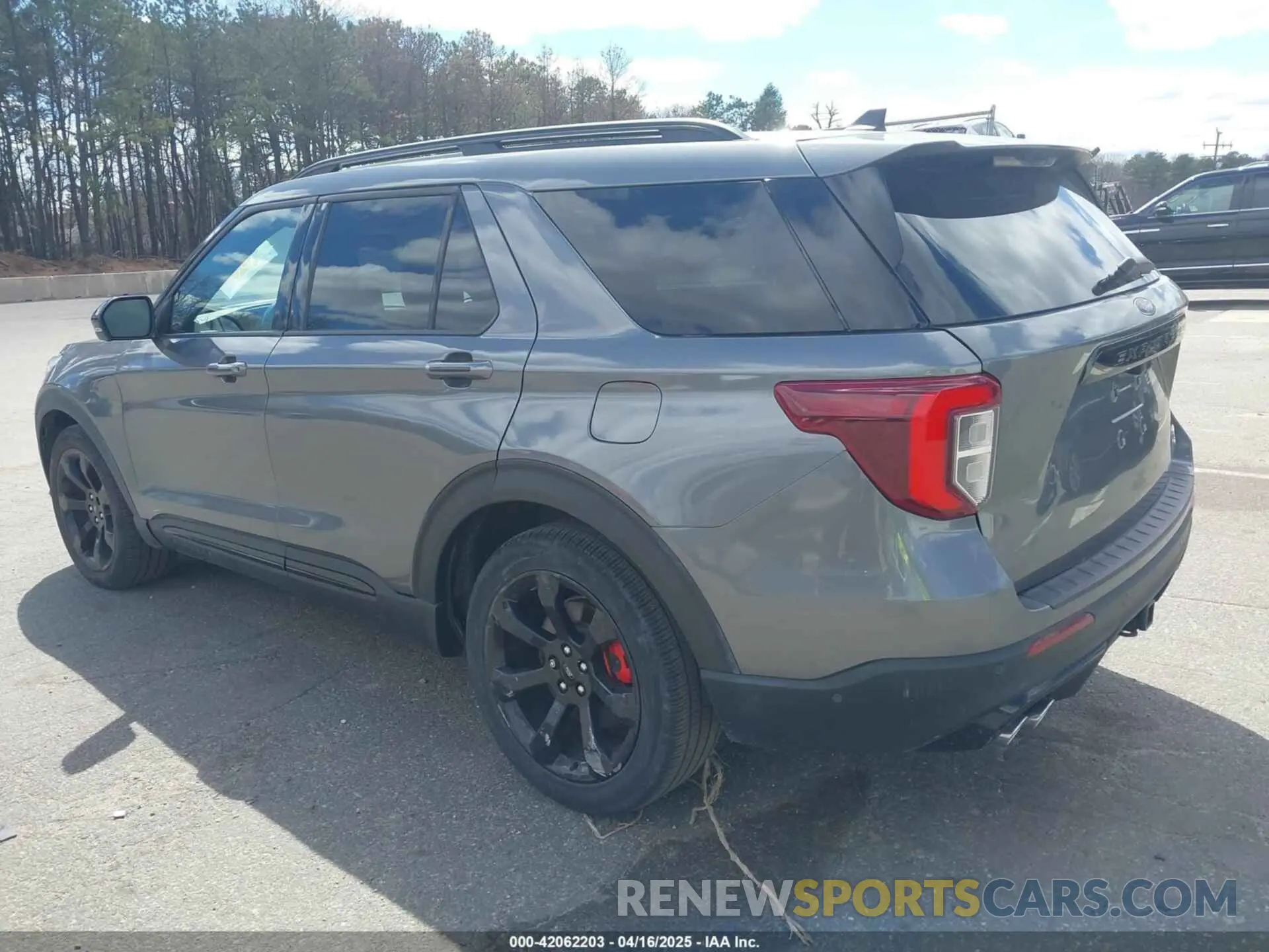 3 Photograph of a damaged car 1FM5K8GC0NGA45819 FORD EXPLORER 2022