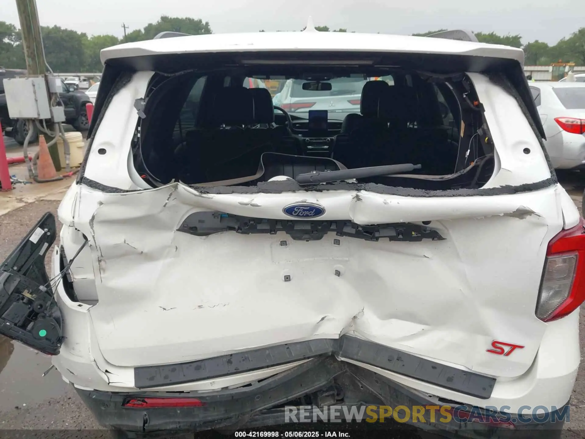16 Photograph of a damaged car 1FM5K8GC8NGA21381 FORD EXPLORER 2022