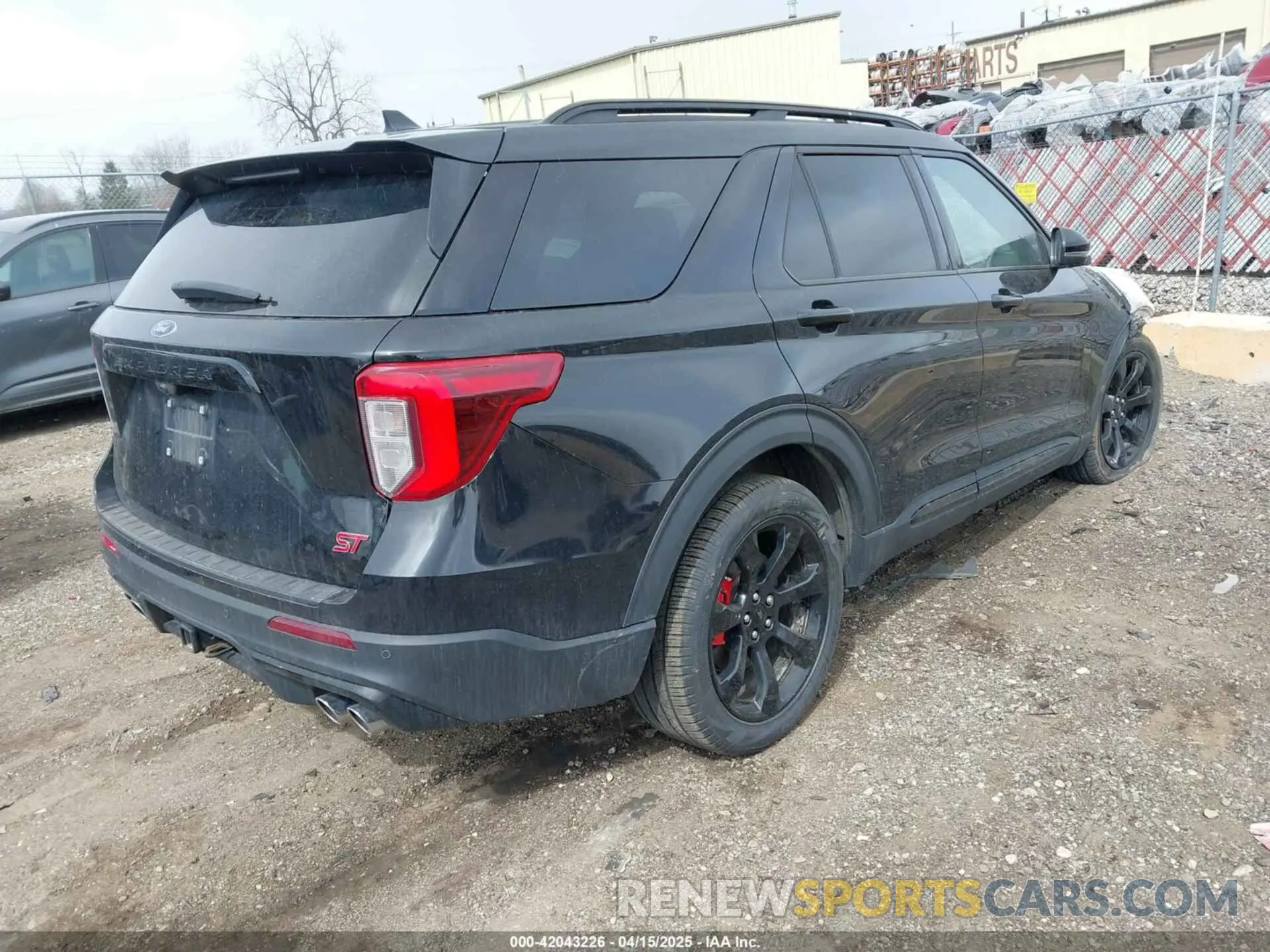 4 Photograph of a damaged car 1FM5K8GC8NGB95967 FORD EXPLORER 2022