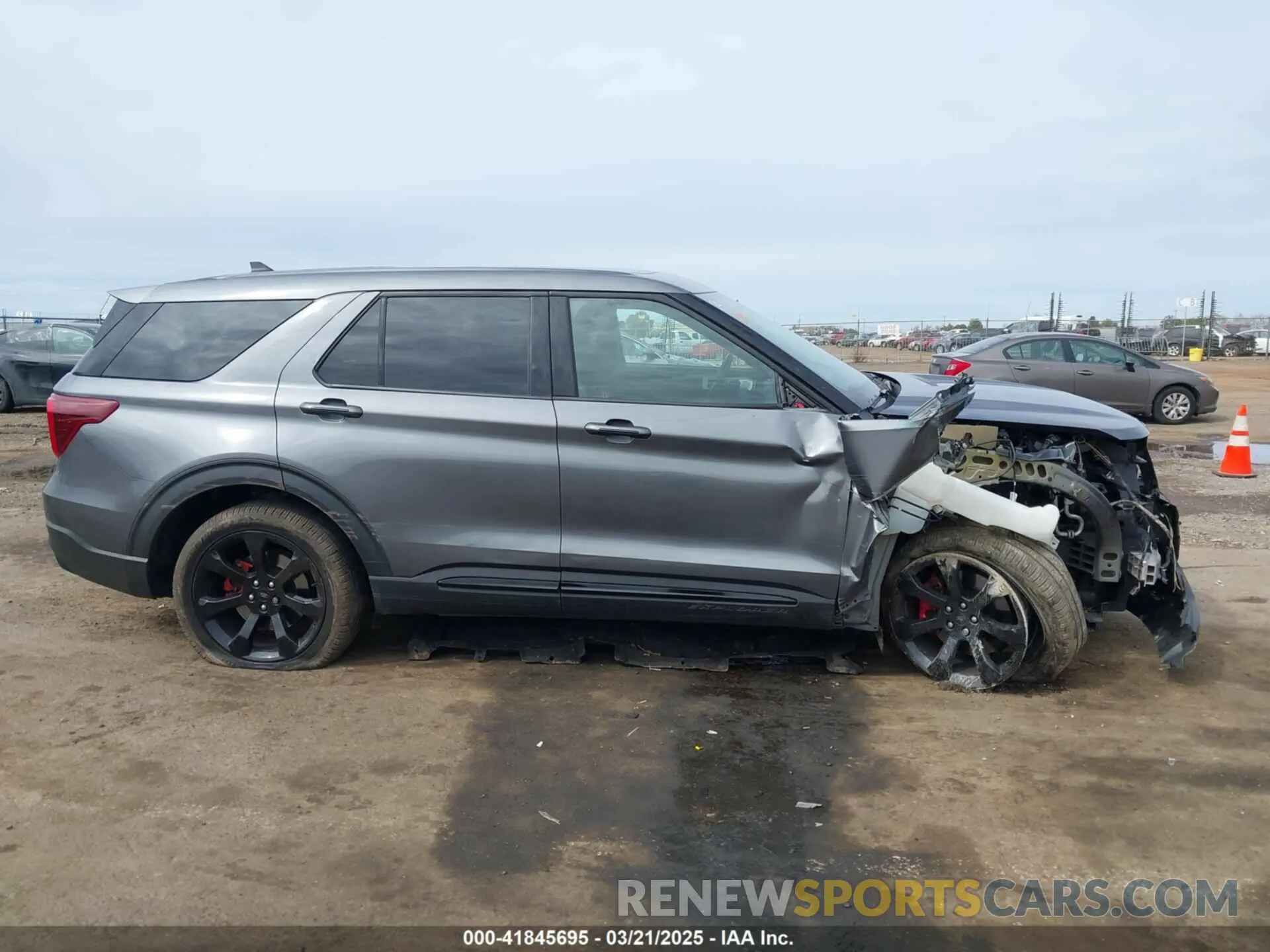 13 Photograph of a damaged car 1FM5K8GCXNGC20898 FORD EXPLORER 2022