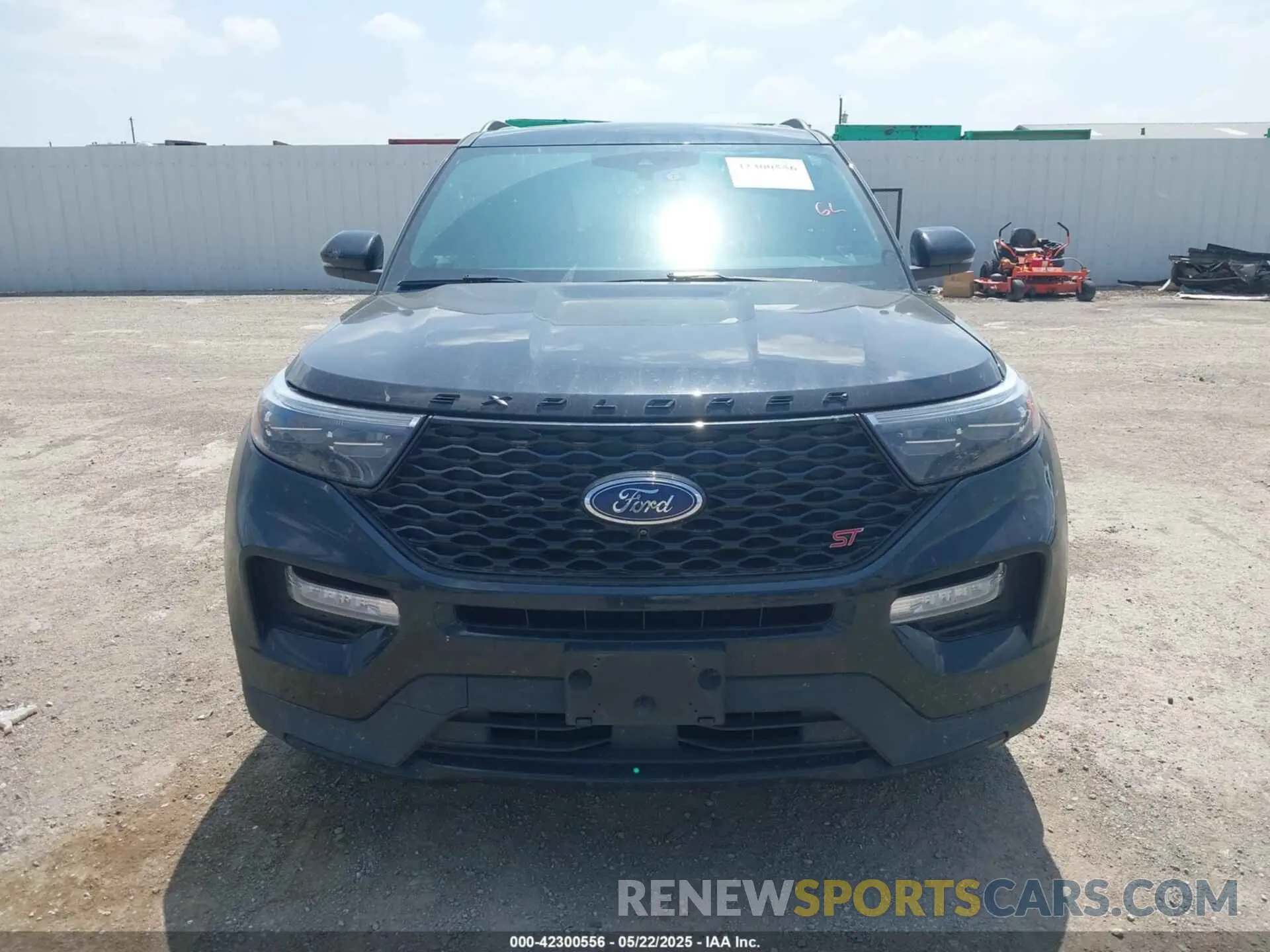 13 Photograph of a damaged car 1FM5K8GCXNGC49592 FORD EXPLORER 2022
