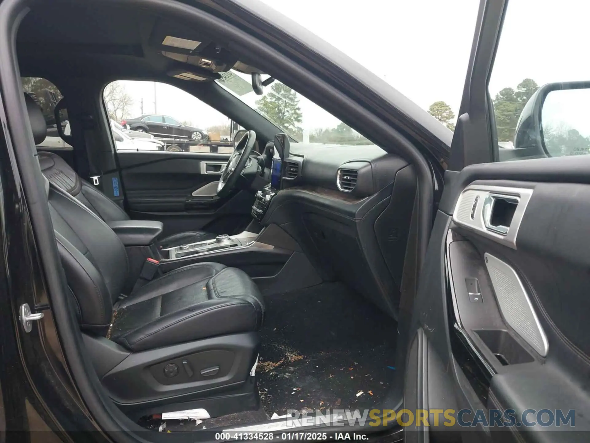 5 Photograph of a damaged car 1FM5K8HC5NGA35754 FORD EXPLORER 2022
