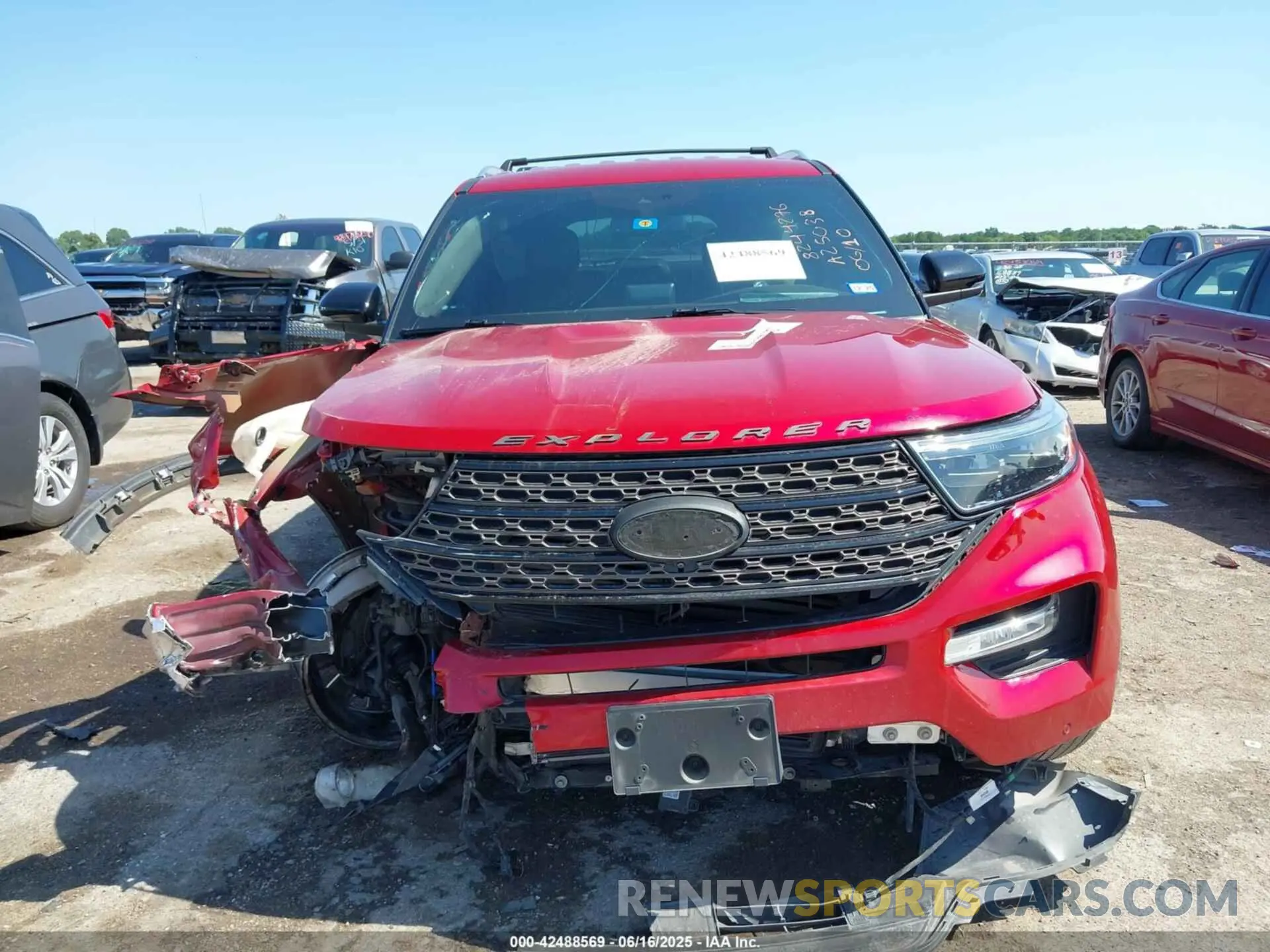 13 Photograph of a damaged car 1FM5K8LC7NGA25038 FORD EXPLORER 2022