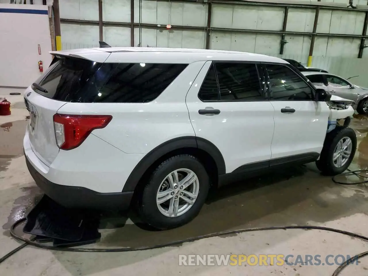 3 Photograph of a damaged car 1FMSK7BH2NGB03588 FORD EXPLORER 2022