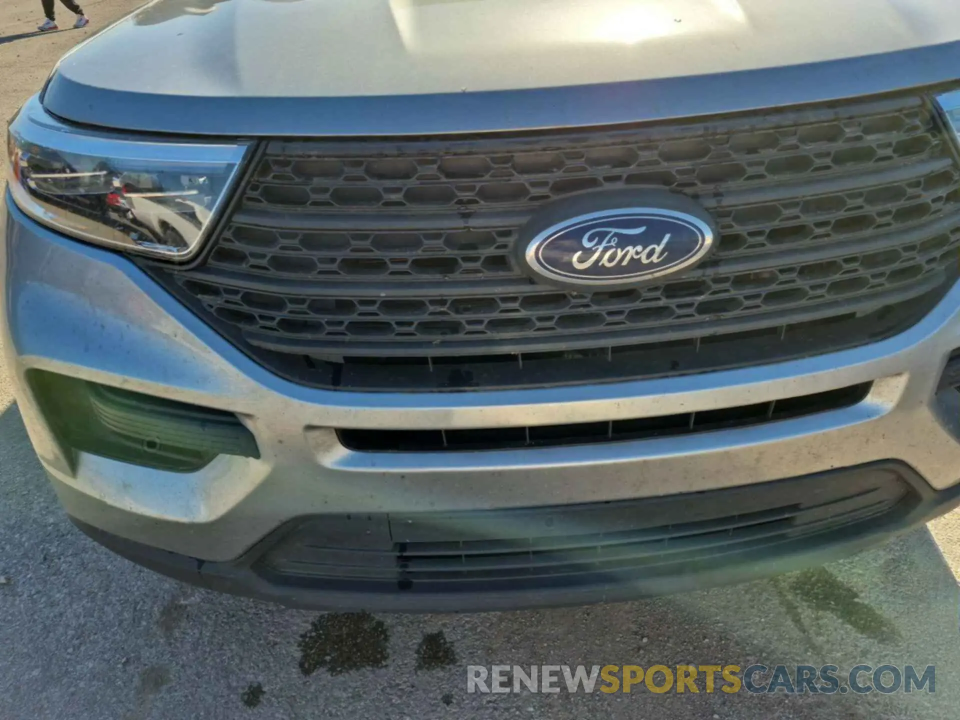 33 Photograph of a damaged car 1FMSK7BH9NGB29847 FORD EXPLORER 2022