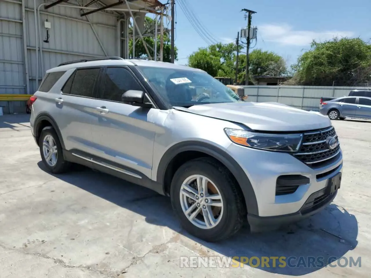 4 Photograph of a damaged car 1FMSK7DH0NGA45039 FORD EXPLORER 2022
