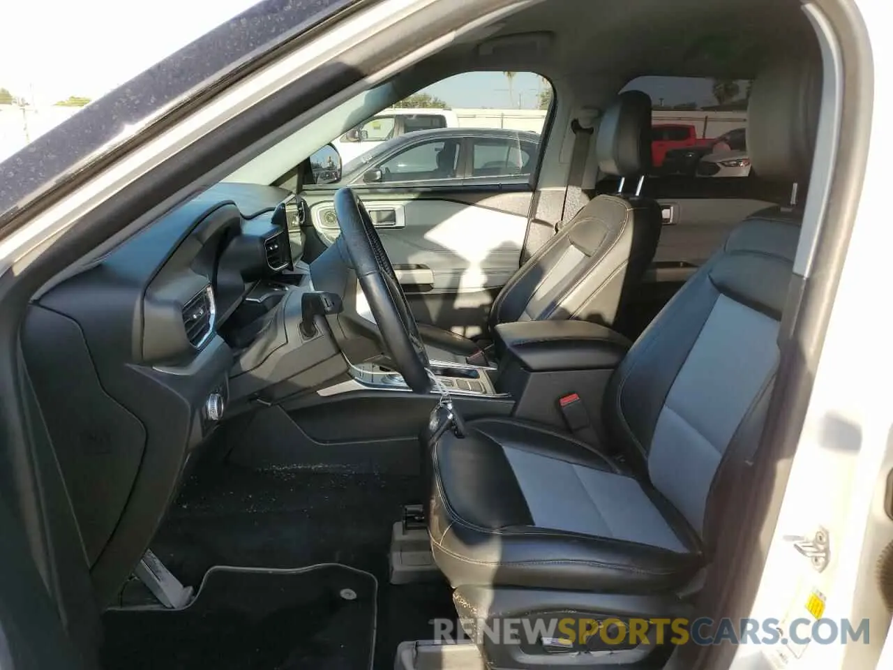 7 Photograph of a damaged car 1FMSK7DH0NGB70476 FORD EXPLORER 2022