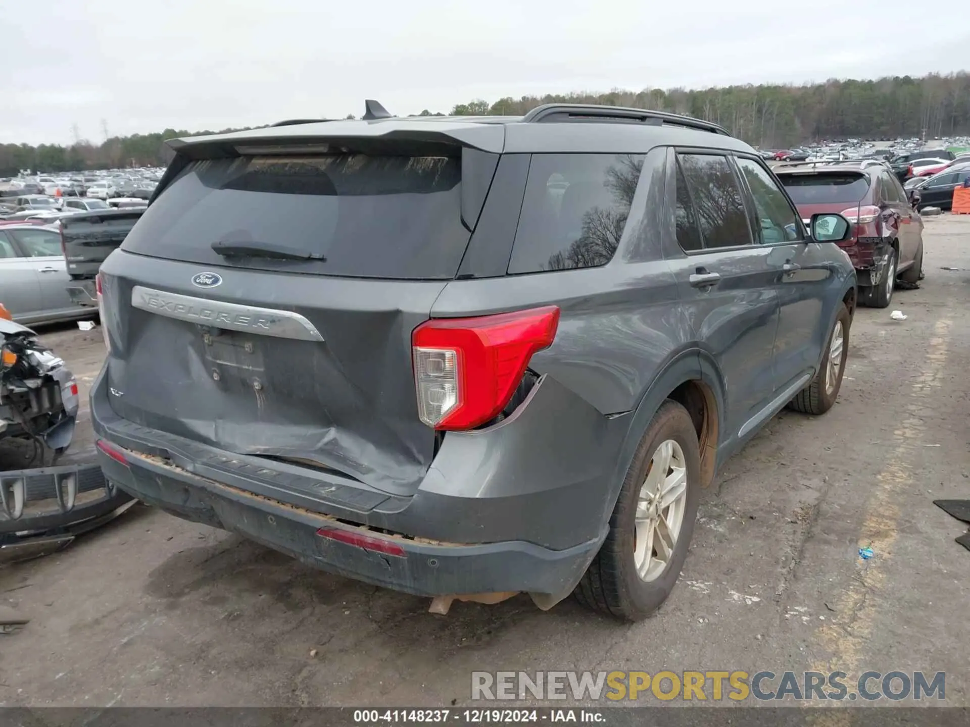4 Photograph of a damaged car 1FMSK7DH0NGB82790 FORD EXPLORER 2022