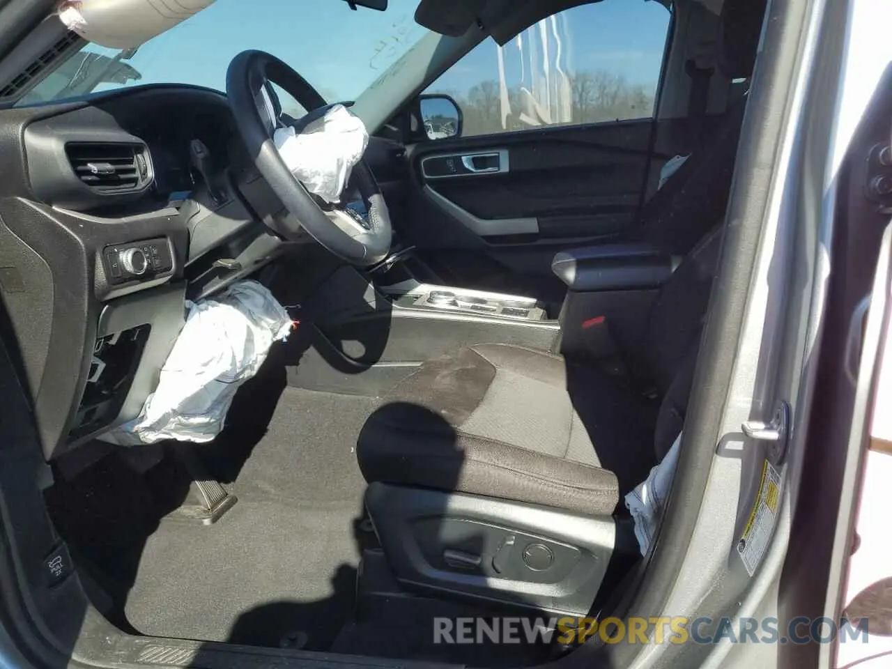 7 Photograph of a damaged car 1FMSK7DH0NGB87746 FORD EXPLORER 2022