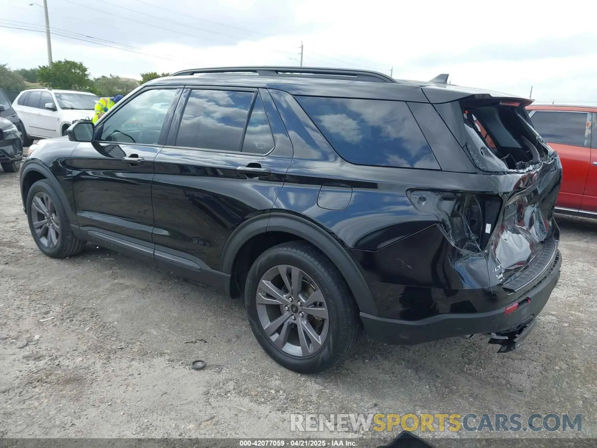 3 Photograph of a damaged car 1FMSK7DH0NGB99721 FORD EXPLORER 2022