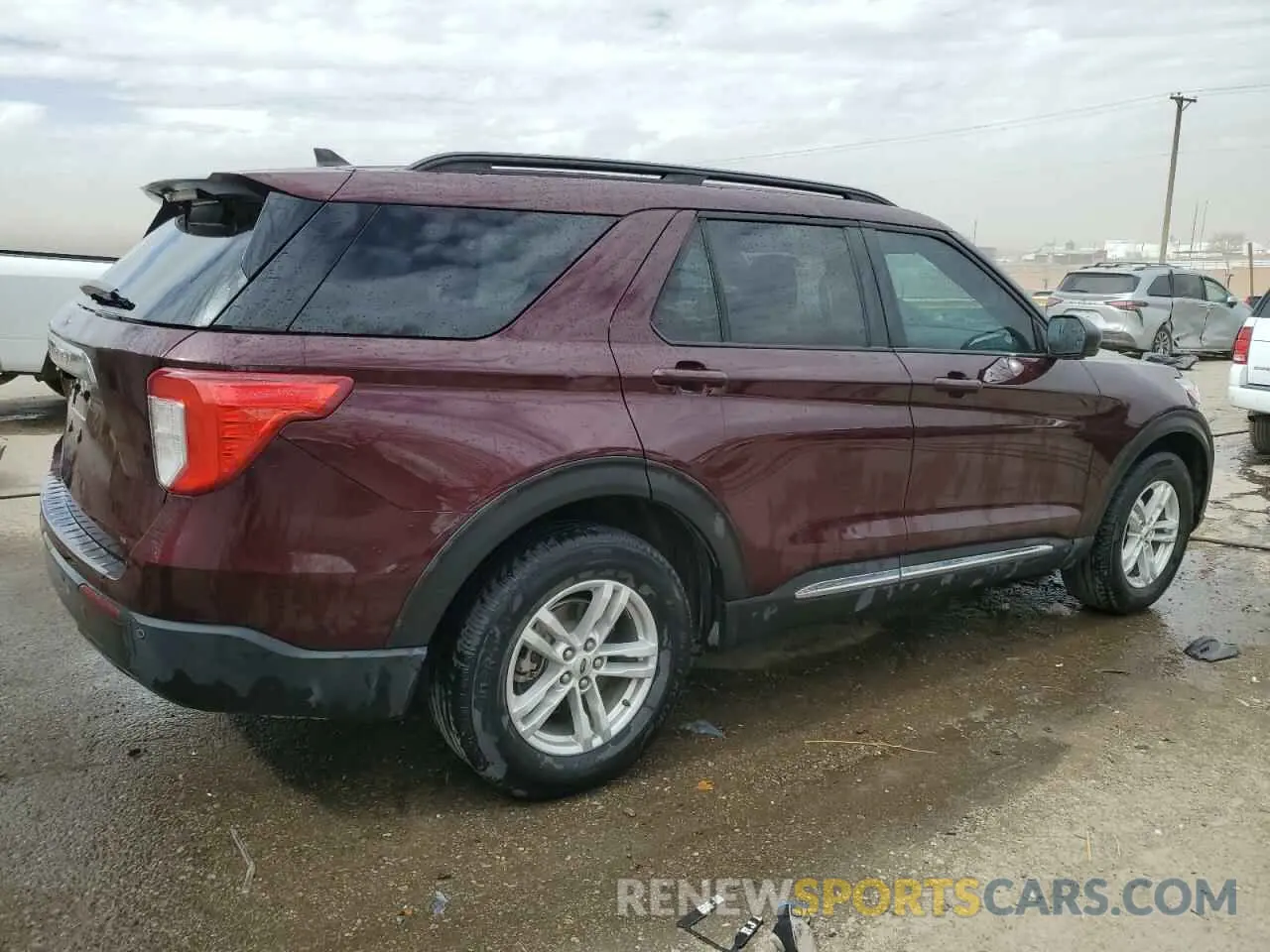 3 Photograph of a damaged car 1FMSK7DH1NGA32848 FORD EXPLORER 2022