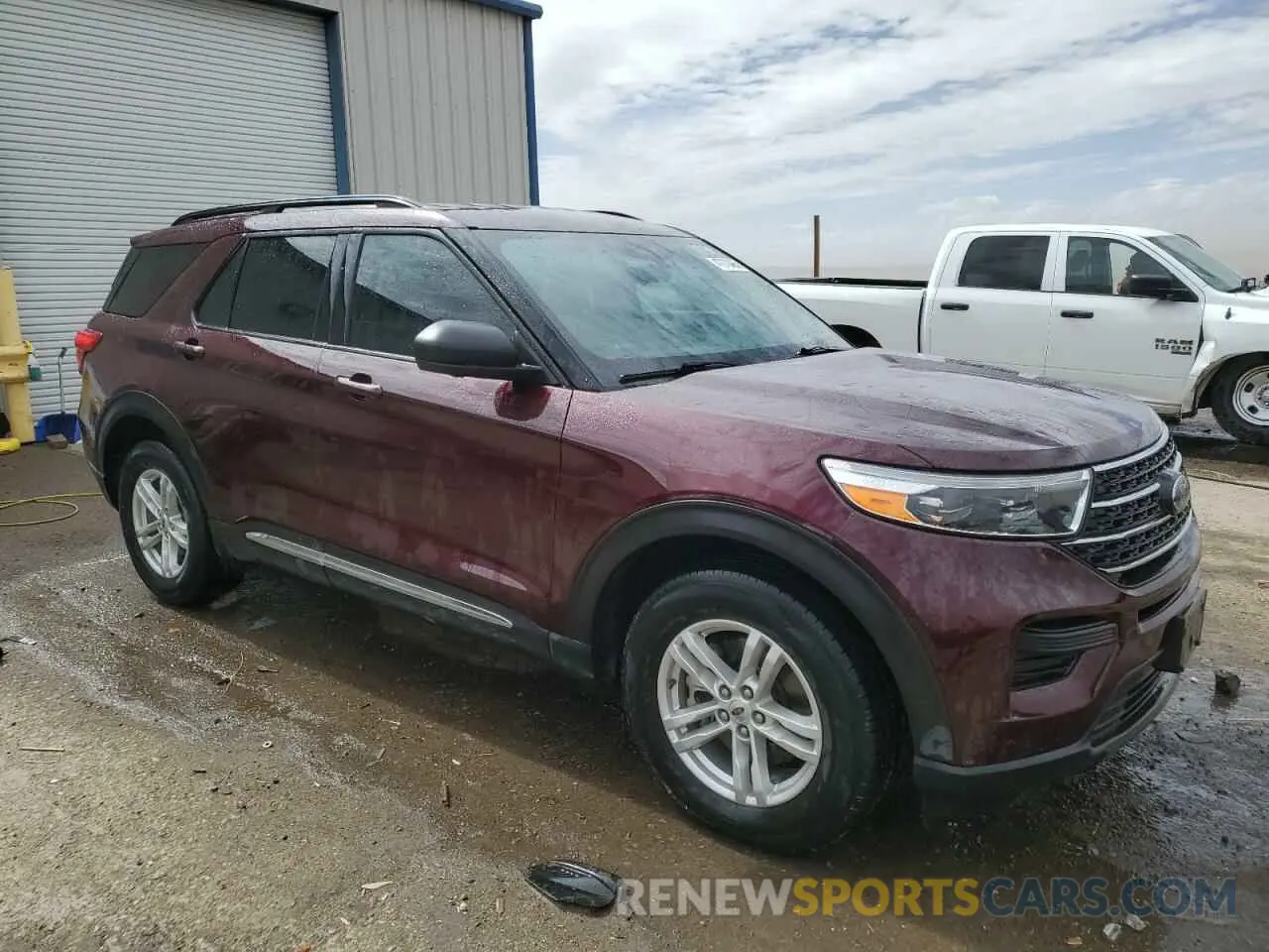 4 Photograph of a damaged car 1FMSK7DH1NGA32848 FORD EXPLORER 2022