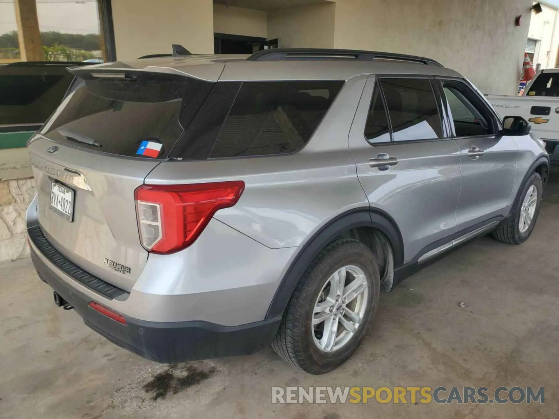 13 Photograph of a damaged car 1FMSK7DH1NGB20038 FORD EXPLORER 2022