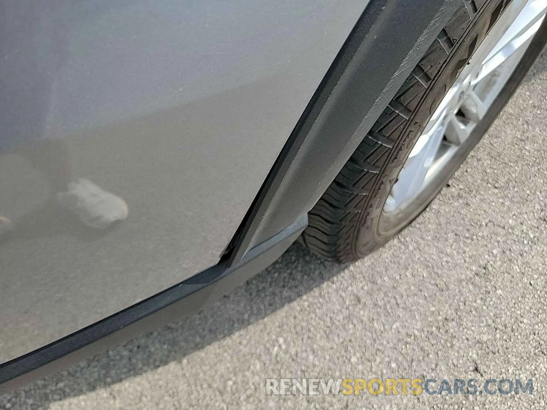 24 Photograph of a damaged car 1FMSK7DH1NGB20038 FORD EXPLORER 2022