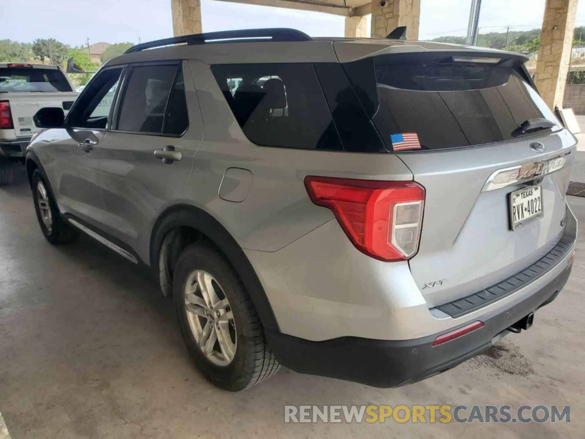 30 Photograph of a damaged car 1FMSK7DH1NGB20038 FORD EXPLORER 2022