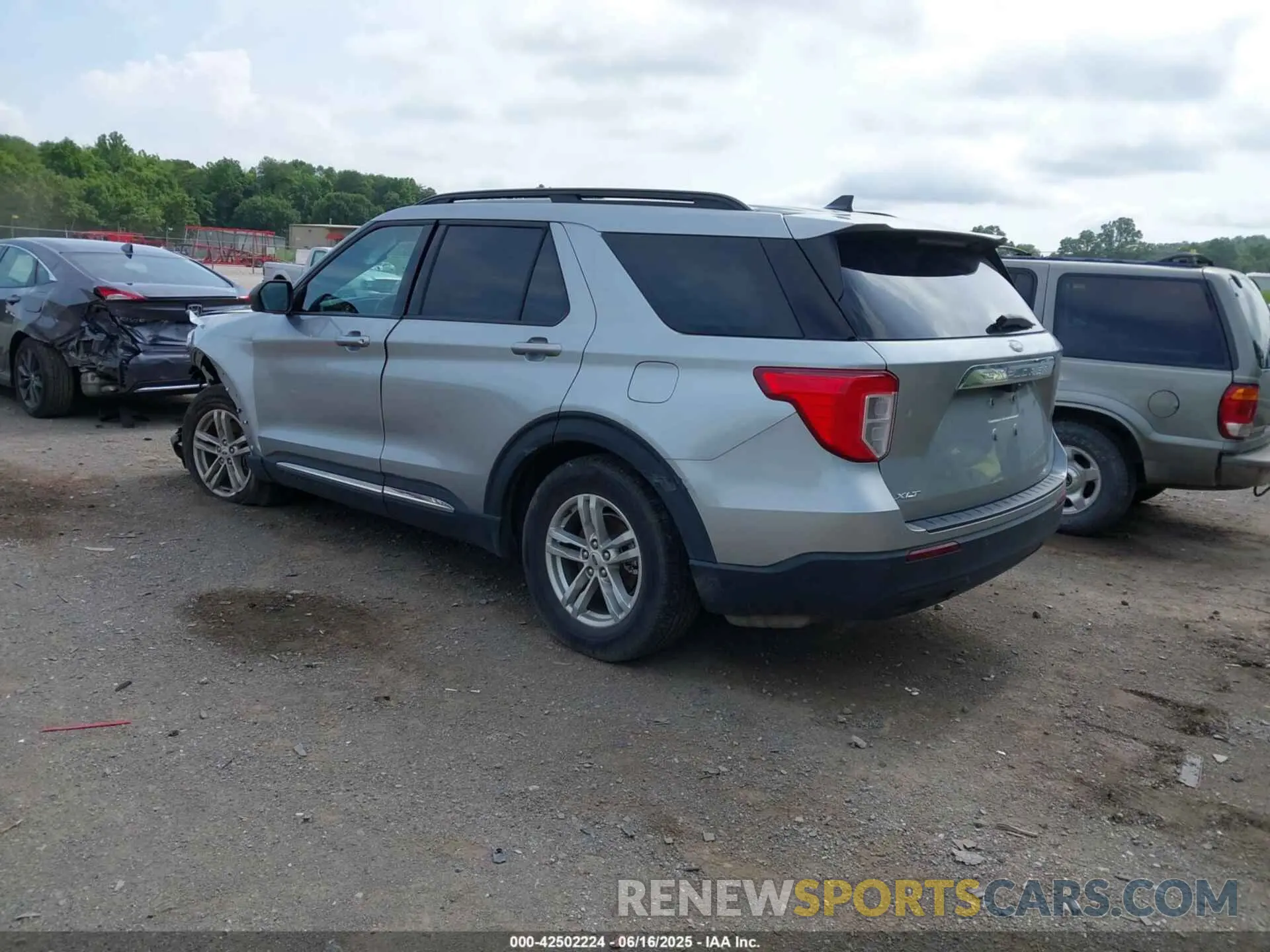 3 Photograph of a damaged car 1FMSK7DH1NGB54044 FORD EXPLORER 2022