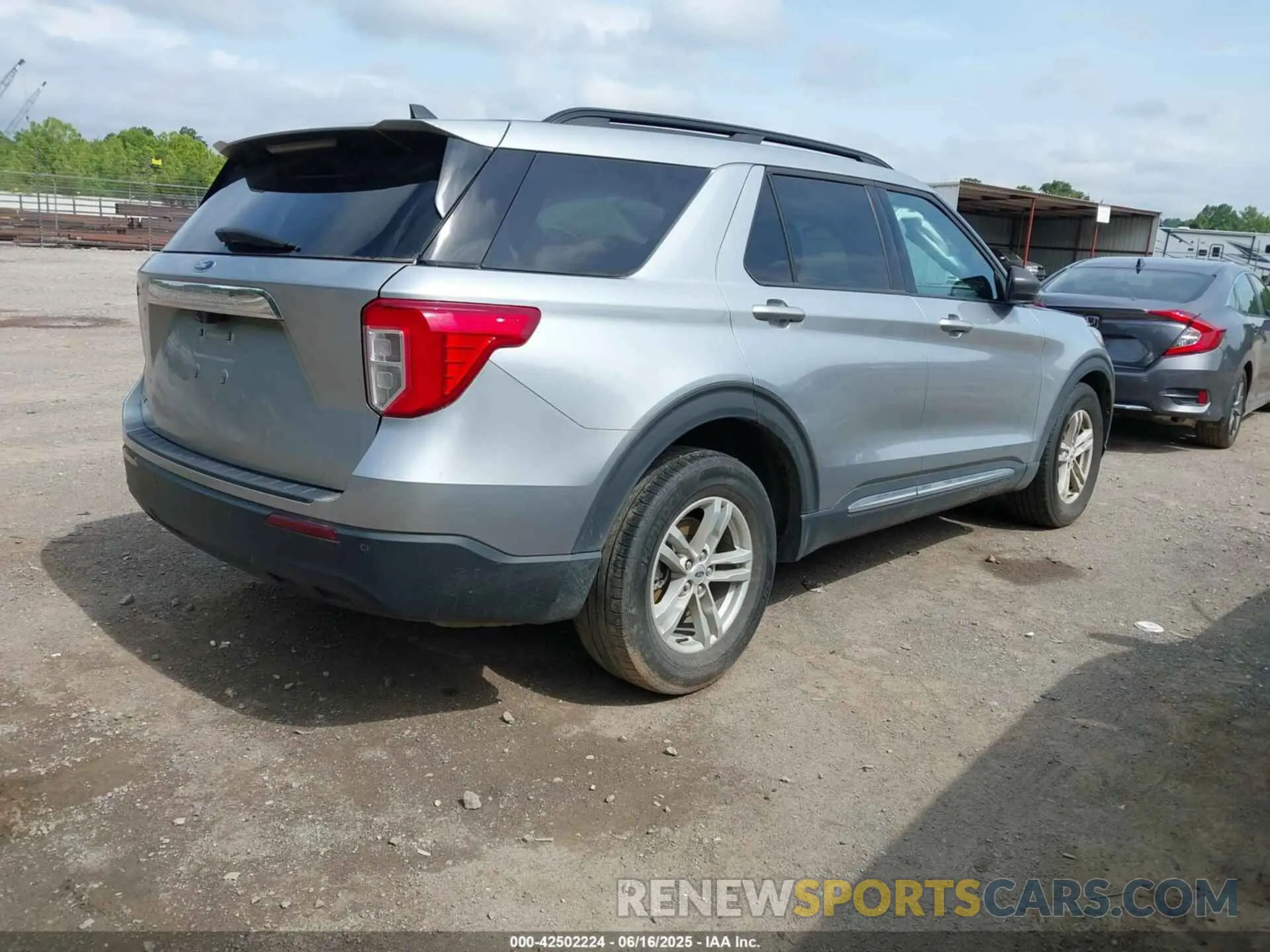 4 Photograph of a damaged car 1FMSK7DH1NGB54044 FORD EXPLORER 2022