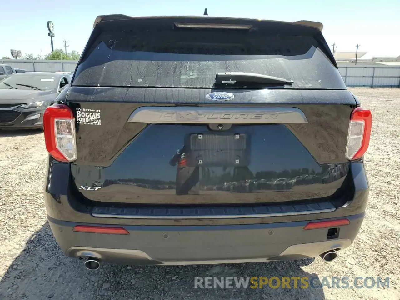 6 Photograph of a damaged car 1FMSK7DH2NGC41211 FORD EXPLORER 2022