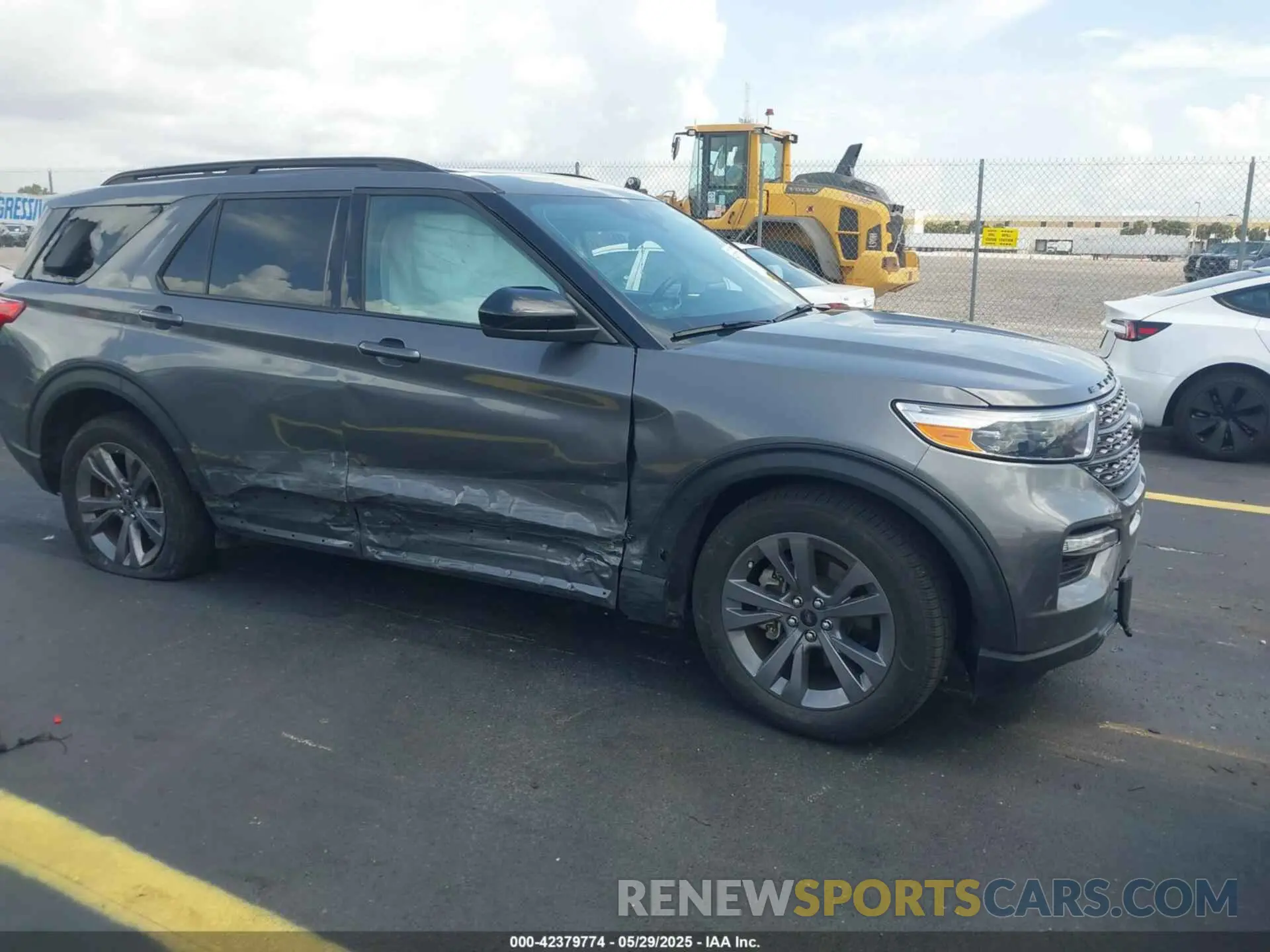 6 Photograph of a damaged car 1FMSK7DH2NGC46747 FORD EXPLORER 2022
