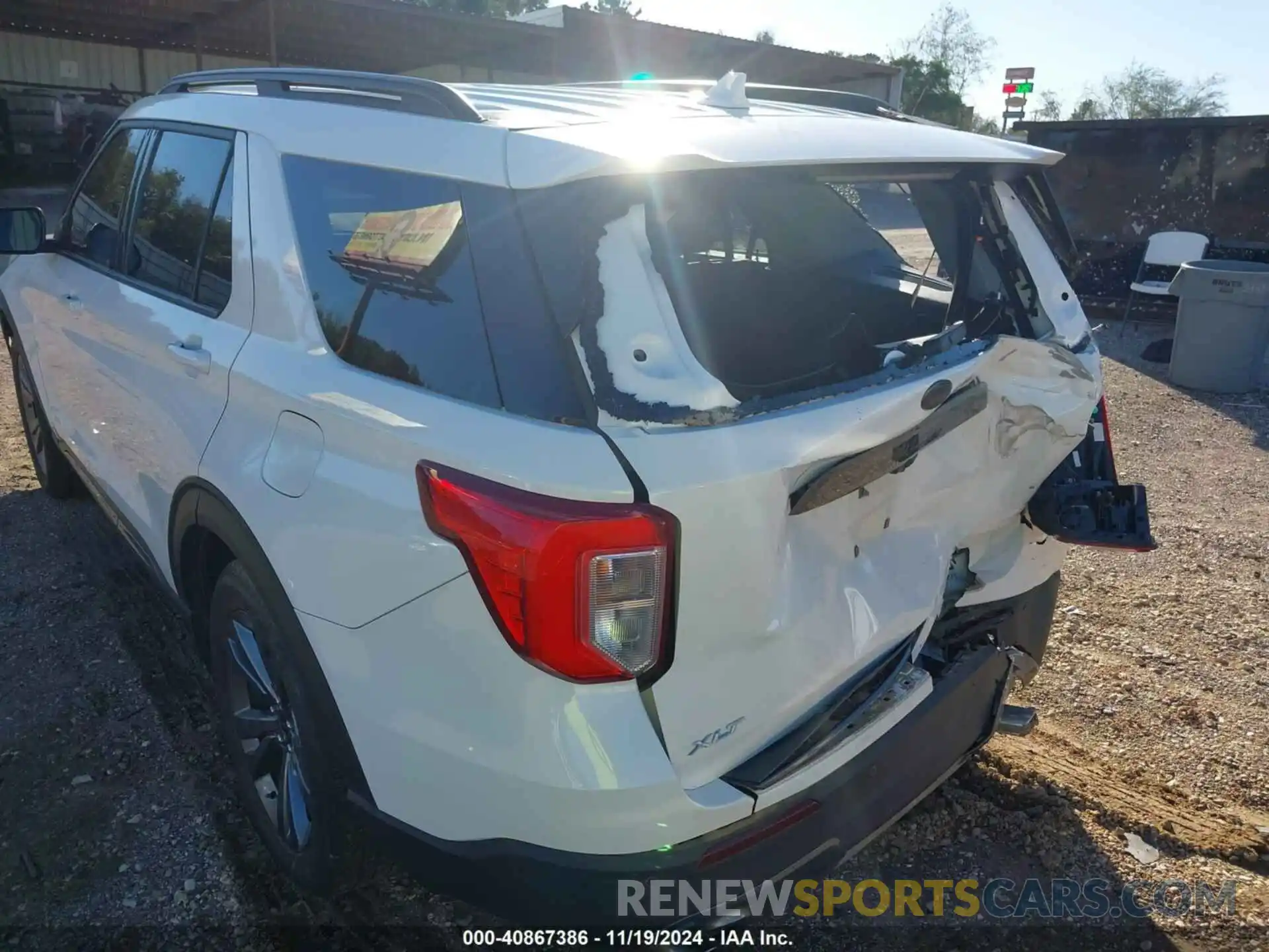 21 Photograph of a damaged car 1FMSK7DH3NGA09295 FORD EXPLORER 2022