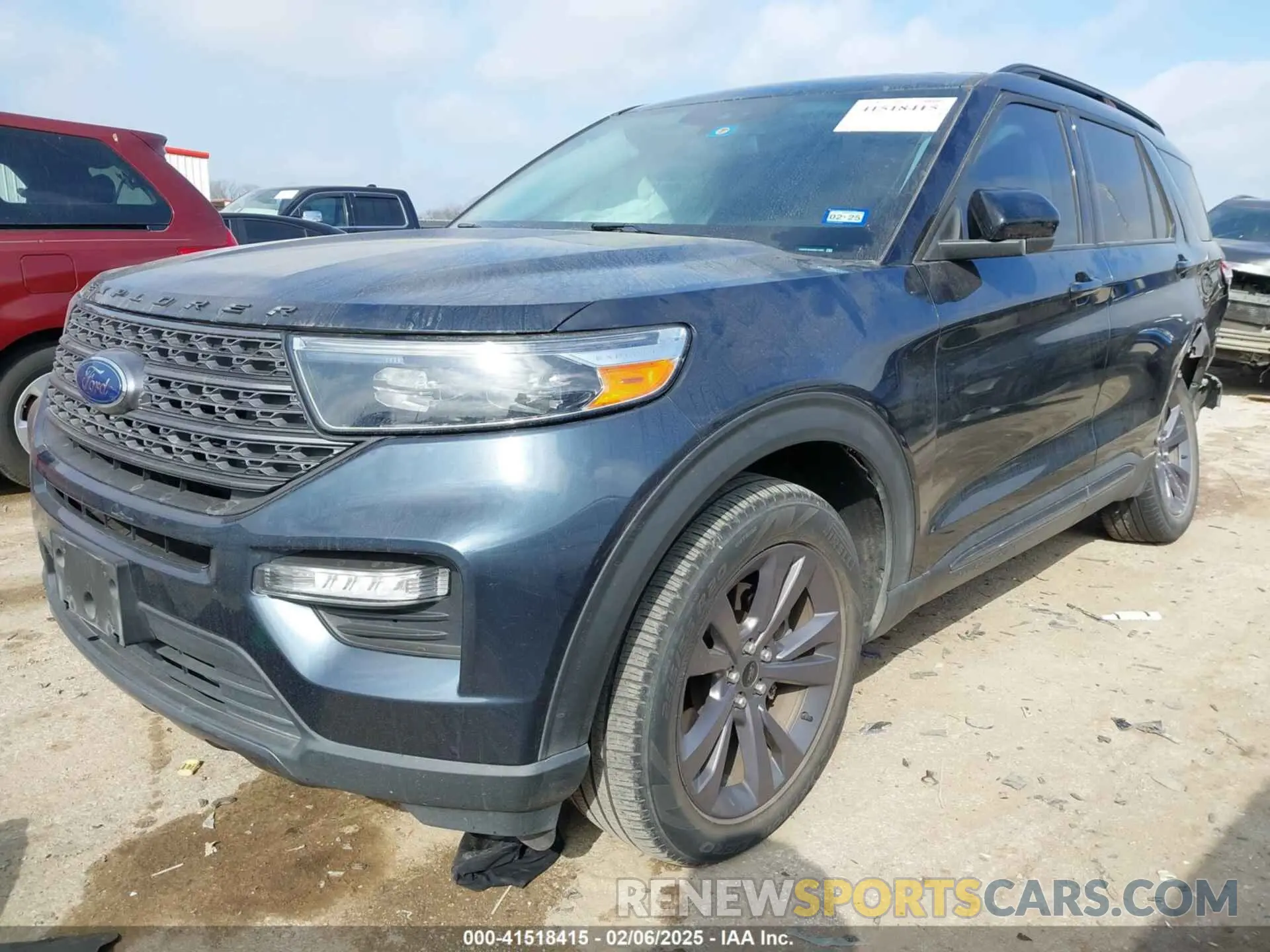 2 Photograph of a damaged car 1FMSK7DH3NGA14352 FORD EXPLORER 2022