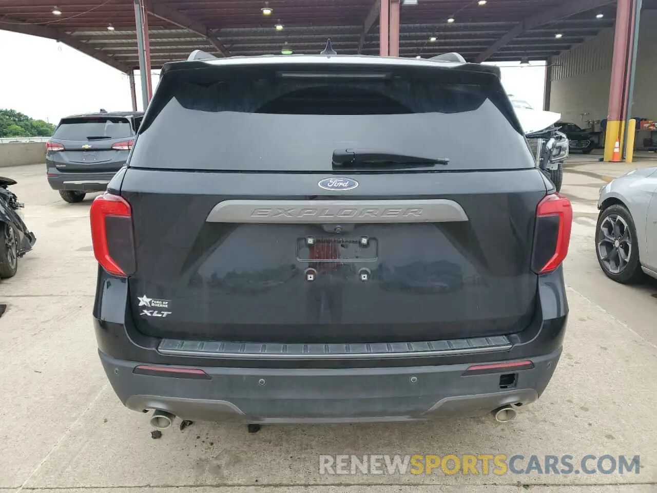6 Photograph of a damaged car 1FMSK7DH3NGC42481 FORD EXPLORER 2022