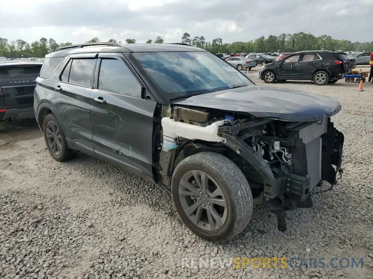 4 Photograph of a damaged car 1FMSK7DH5NGC38366 FORD EXPLORER 2022