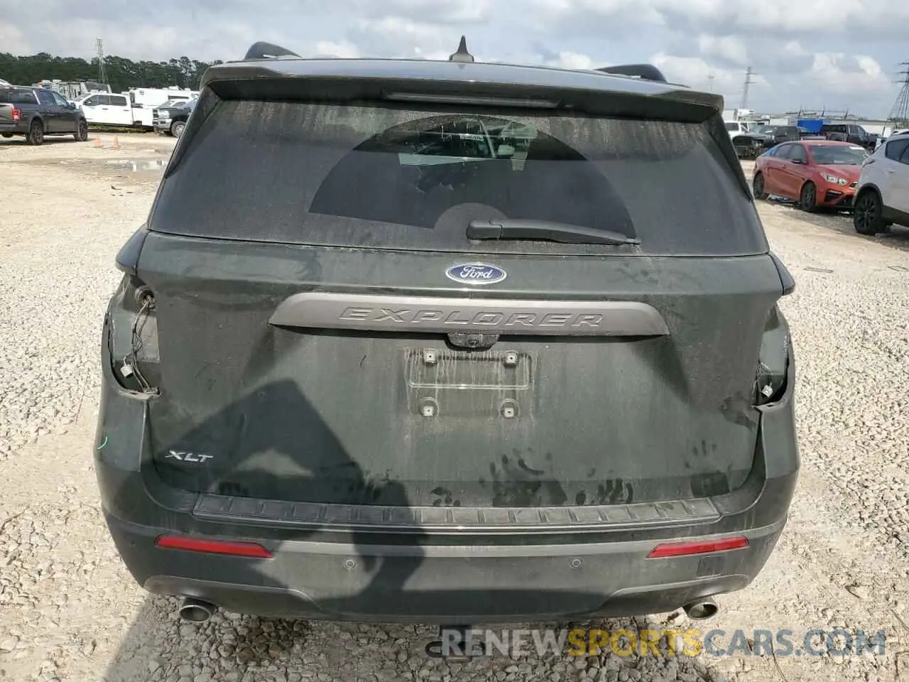 6 Photograph of a damaged car 1FMSK7DH5NGC38366 FORD EXPLORER 2022