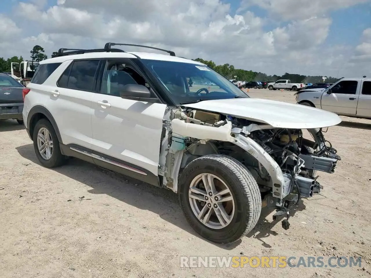 4 Photograph of a damaged car 1FMSK7DH6NGB06149 FORD EXPLORER 2022