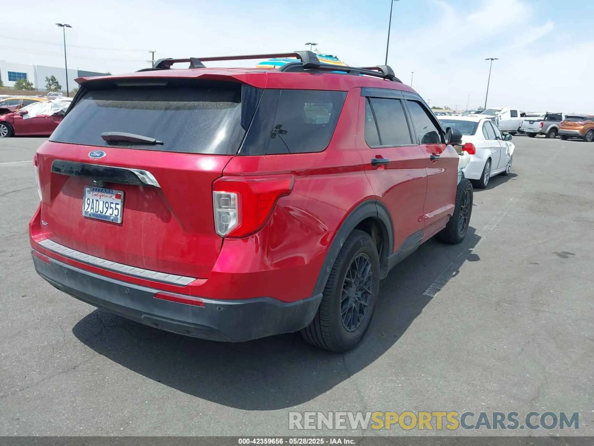 4 Photograph of a damaged car 1FMSK7DH7NGA14385 FORD EXPLORER 2022