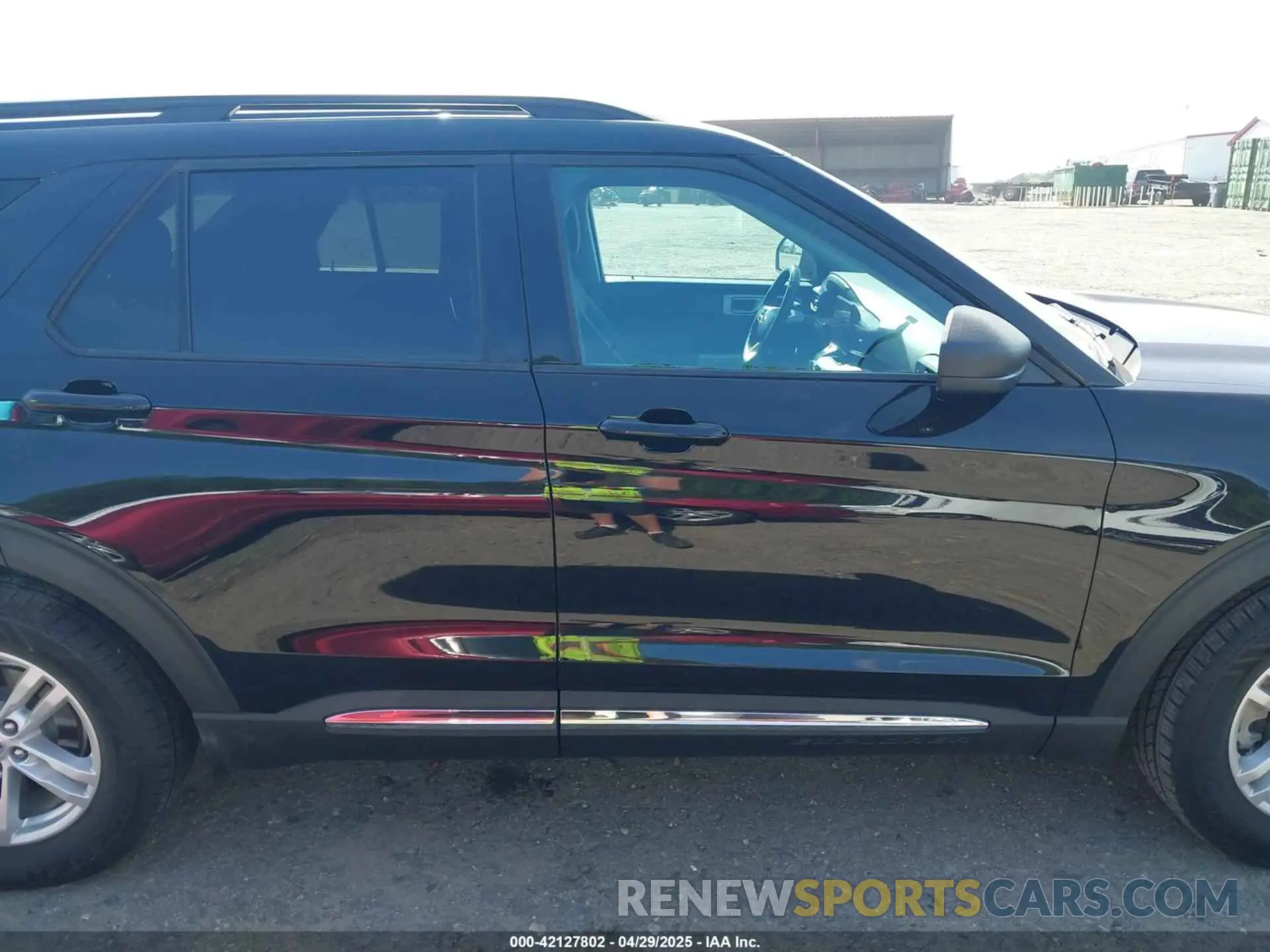 14 Photograph of a damaged car 1FMSK7DH8NGB09893 FORD EXPLORER 2022